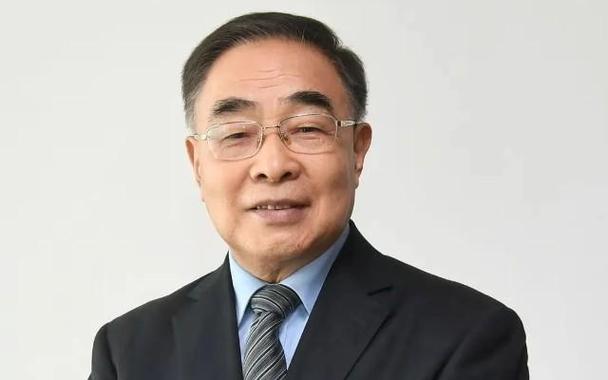 人民抗疫英雄张伯礼院士事迹介绍党课PPT课件及抗疫典型人物故事